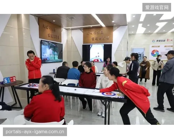 冰壶体验馆在商圈开业，老少皆宜的休闲新玩法