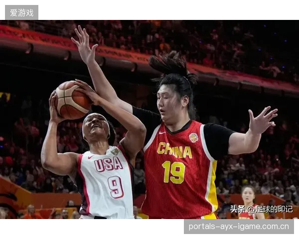 媒体人:连续六年三分命中率低于30%,这才是让他打中锋的真正原因 媒体人:连续六年三分命中率低于30%,这才是让他打中锋的真正原因